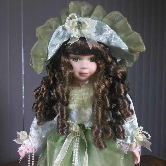 Genuine Porcelain Doll "BRIDGET" - Picture 3 of 16